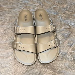 Platform Birkenstocks/sandals